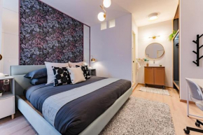 Roma Splendor Spacious Family Haven